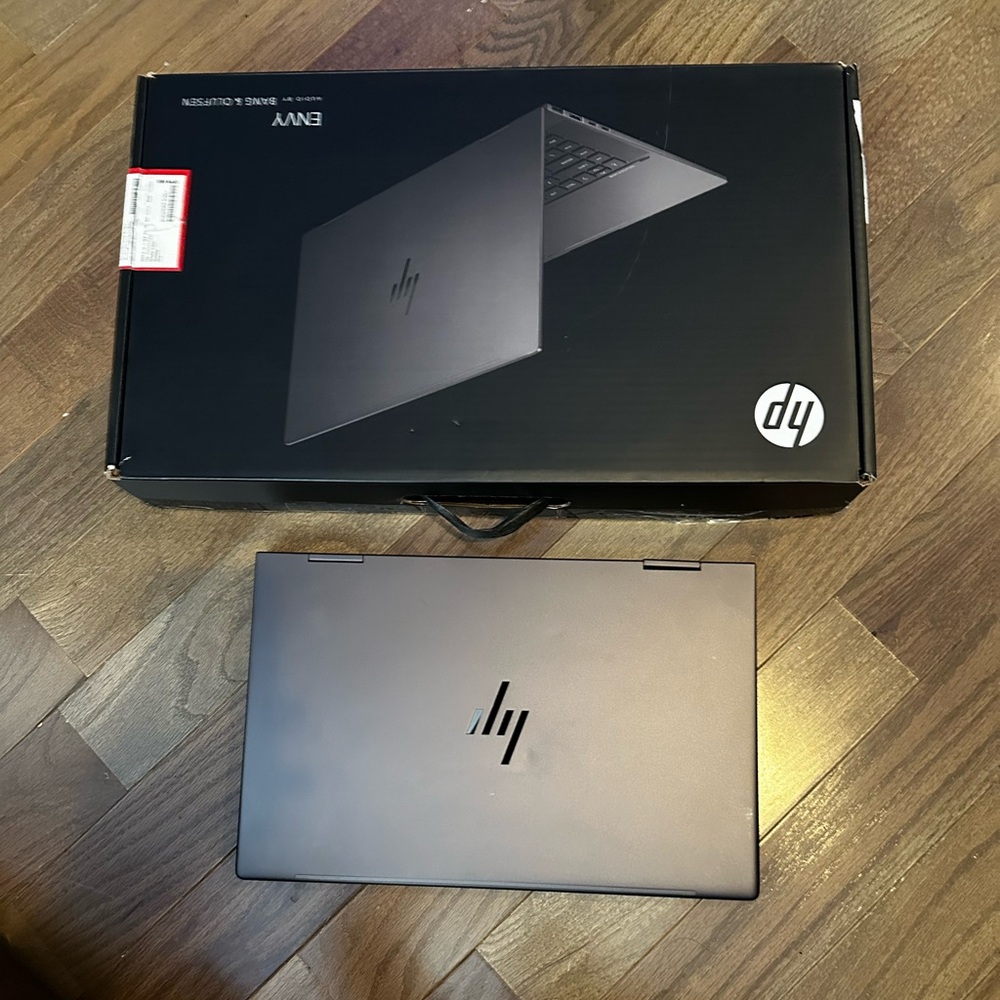 Selling HP Envy x360 2-in-1 Laptop 15 comes with box and charger.